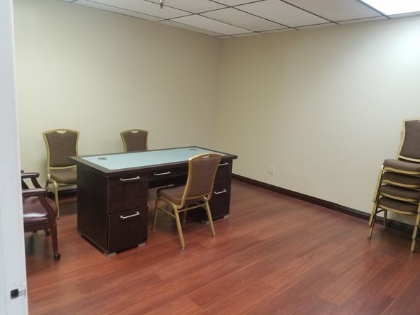 EXCELLENT LAY-OUT. RECEPTION, 2 EXTRA LARGE ROOMS, PRIVATE OFFICE. SALES FLOOR.